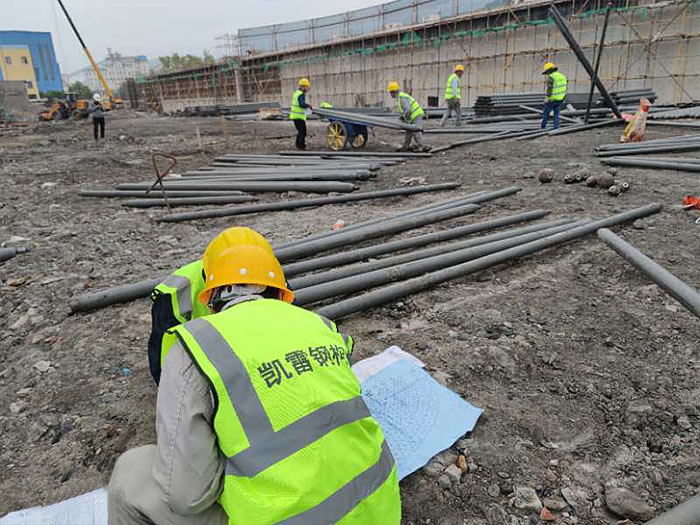 哈尔滨螺栓球网架结构